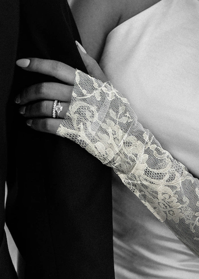 Lace gloves bridal on sale